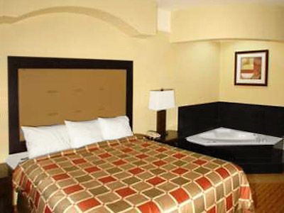 Super 8 By Wyndham Hidalgo/Mcallen Area Esterno foto